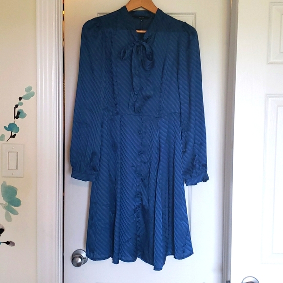 New Blue dress 👗- A-line - XS - Picture 2 of 6